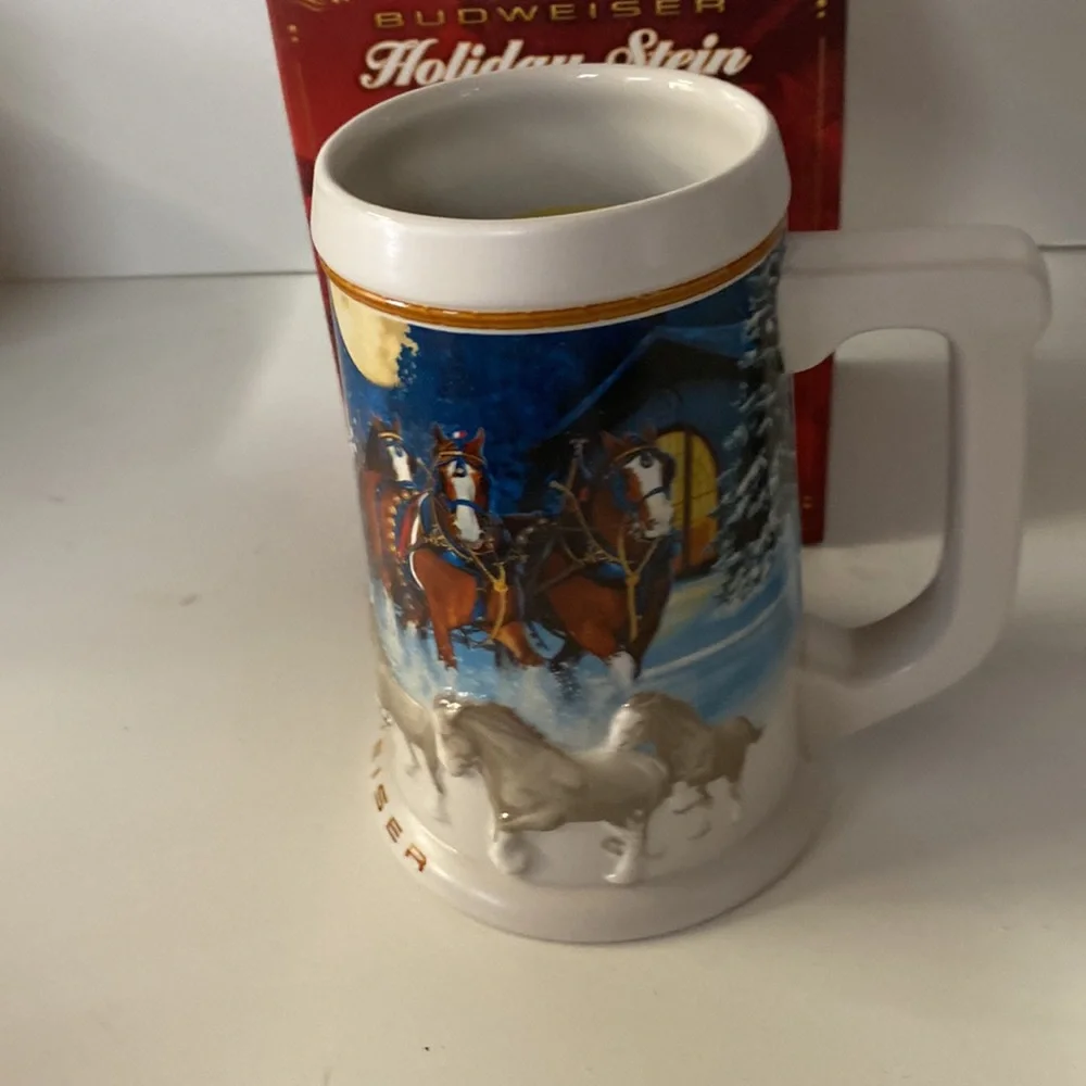 2005‎ Budweiser Holiday Stein
